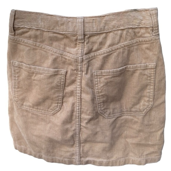 Hollister Ultra high Rise Corduroy Skirt I Size: 3 - Picture 3 of 11
